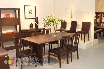 家具展會(huì)閉幕 眾企業(yè)攜新品開拓新市場 - 新聞中心 - 九正(中國建材第一網(wǎng))