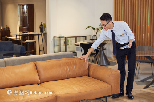 家具店銷(xiāo)售形象