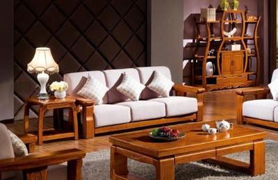 大學生通過在網上賣家具創業,成為月收入數十萬元的“小富豪”